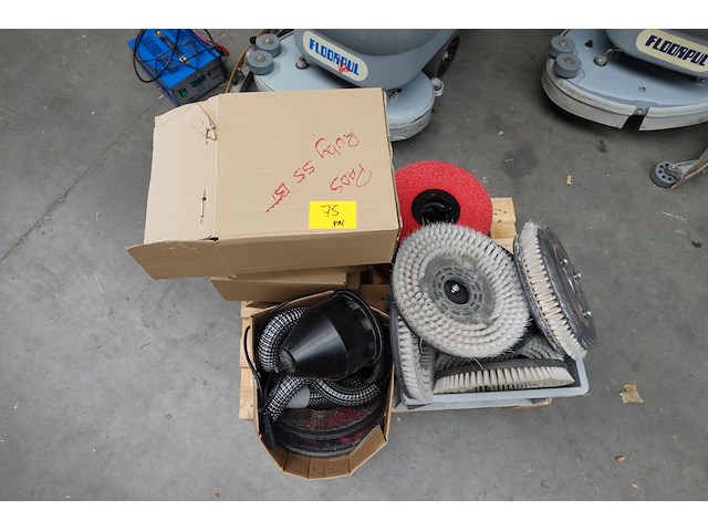 Pallet schrobborstels - afbeelding 2 van  6