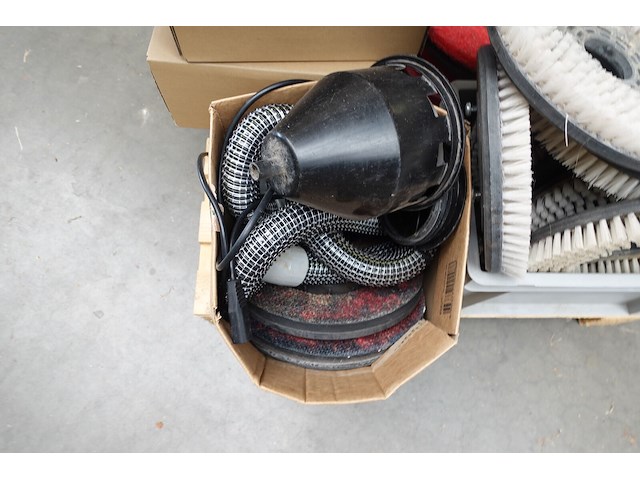 Pallet schrobborstels - afbeelding 3 van  6