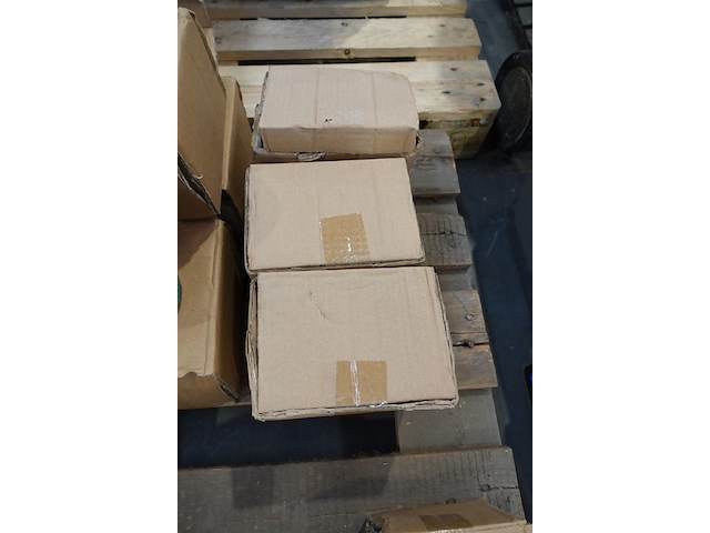 Pallet service serax - afbeelding 16 van  28
