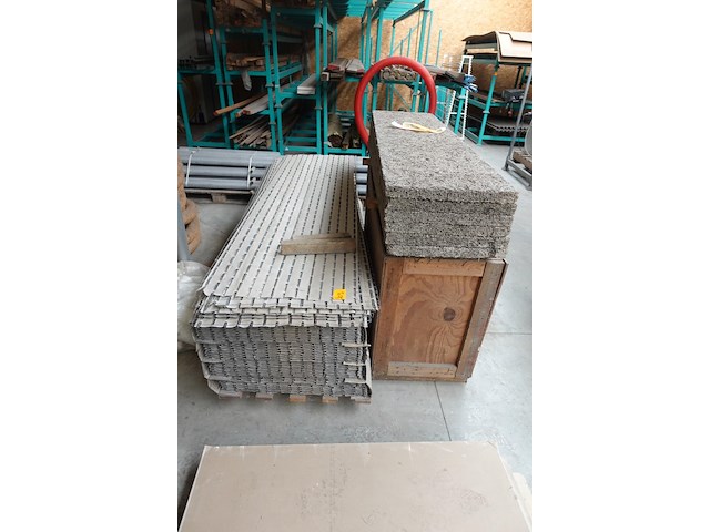 Pallet stuckadoor netten - afbeelding 1 van  3