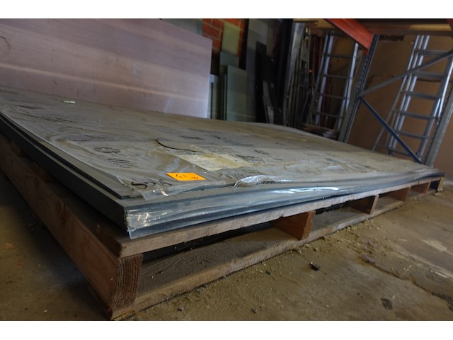 Pallet trespa - afbeelding 3 van  3