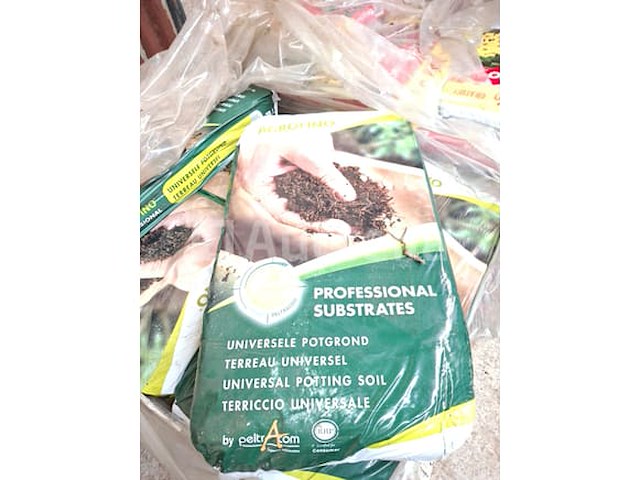 Pallet van universele potgrondzakken - afbeelding 2 van  2