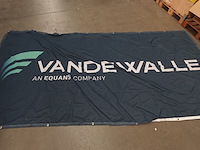 Pallet vlaggen vandewalle by equans - afbeelding 2 van  4