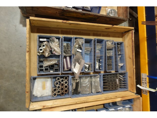 Pallet wisselstukken voor weefmachines - afbeelding 1 van  25
