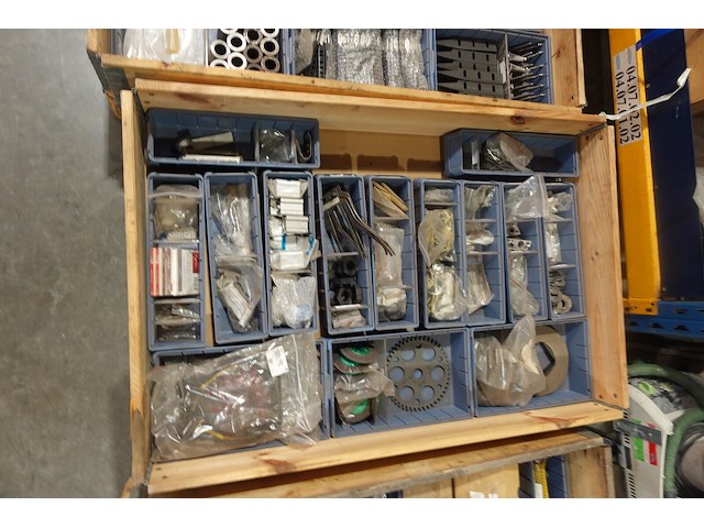 Pallet wisselstukken voor weefmachines - afbeelding 1 van  40