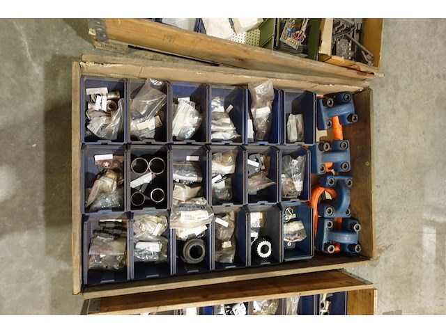 Pallet wisselstukken voor weefmachines - afbeelding 1 van  23