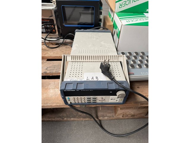 Pallet with multipe parts - afbeelding 2 van  14