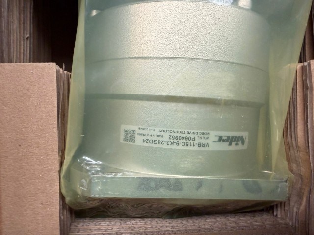 Pallet with multipe parts - afbeelding 10 van  14