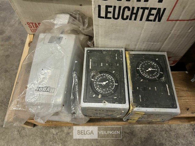 Pallet zekeringshouders + verlichting - afbeelding 10 van  10