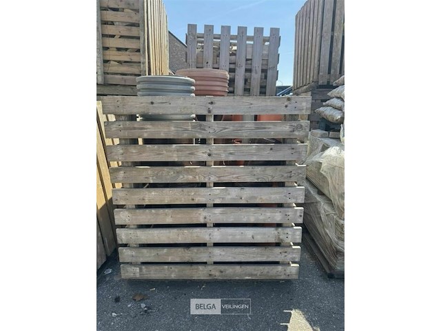 Palletbox met inhoud voor pijpmontage - afbeelding 2 van  9