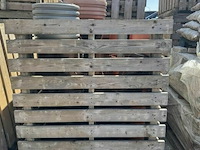 Palletbox met inhoud voor pijpmontage - afbeelding 2 van  9