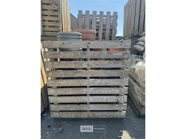 Palletbox met inhoud voor pijpmontage - afbeelding 3 van  9