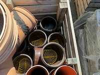 Palletbox met inhoud voor pijpmontage - afbeelding 5 van  9