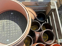 Palletbox met inhoud voor pijpmontage - afbeelding 7 van  9