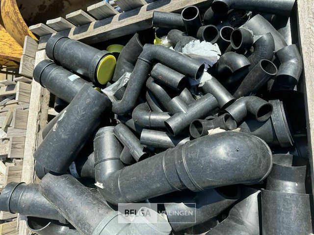 Palletbox met inhoud voor pijpmontage - afbeelding 6 van  9