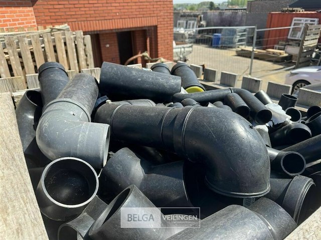 Palletbox met inhoud voor pijpmontage - afbeelding 9 van  9