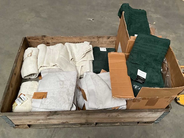 Palletdeal diverse badtextiel van o.a. walra & byrklund - afbeelding 1 van  8