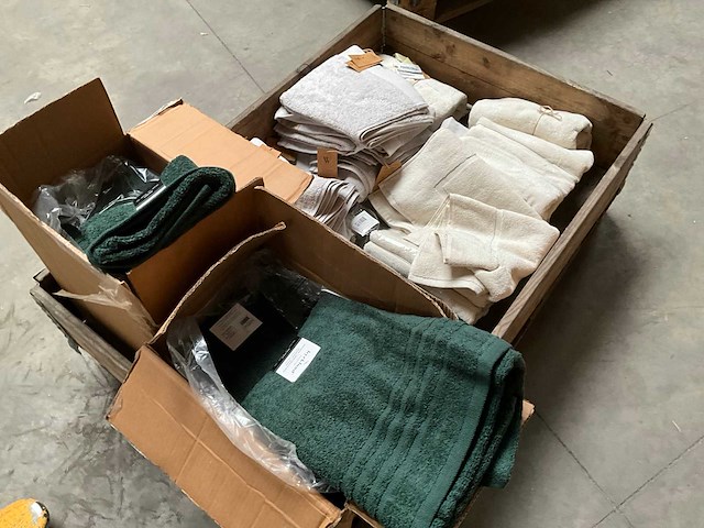 Palletdeal diverse badtextiel van o.a. walra & byrklund - afbeelding 7 van  8
