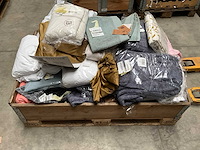 Palletdeal diverse bed- en badtextiel van o.a. walra - afbeelding 1 van  6
