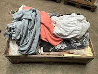 Palletdeal diverse bed- en badtextiel van o.a. walra - afbeelding 1 van  8
