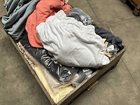 Palletdeal diverse bed- en badtextiel van o.a. walra - afbeelding 2 van  8