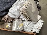 Palletdeal diverse bed- en badtextiel van o.a. walra - afbeelding 2 van  9