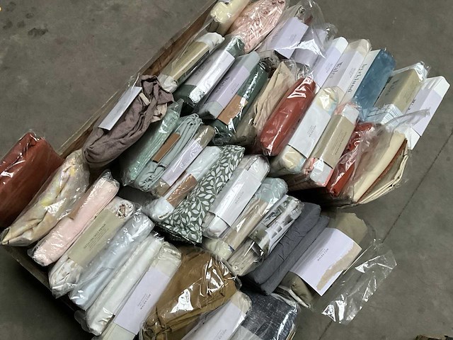 Palletdeal diverse dekbedovertrekken van o.a. walra - afbeelding 2 van  10