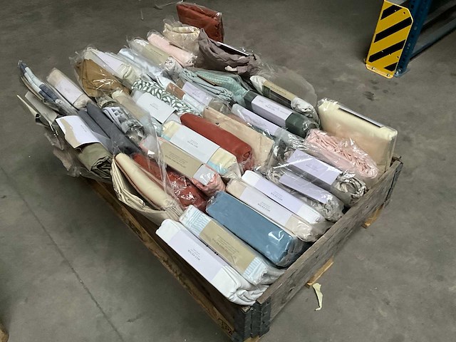 Palletdeal diverse dekbedovertrekken van o.a. walra - afbeelding 8 van  10