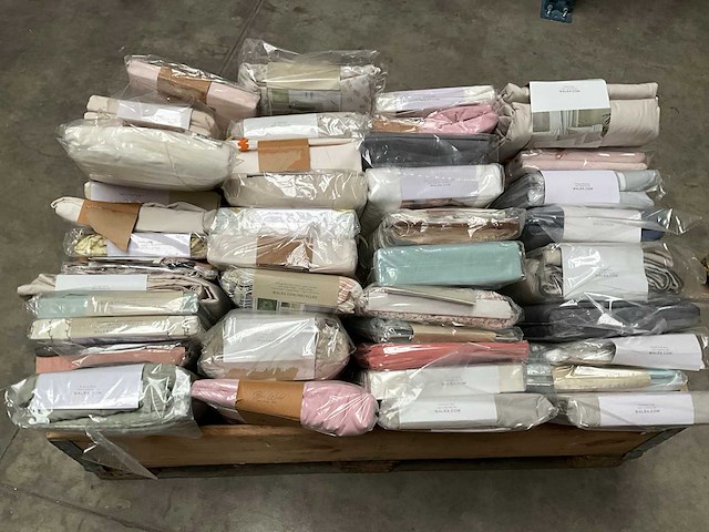 Palletdeal diverse dekbedovertrekken van o.a. walra - afbeelding 8 van  10