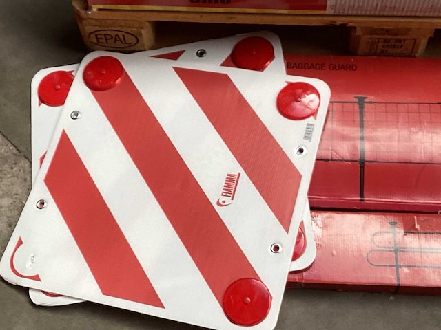 Palletdeal diverse imperials en borden (10x) - afbeelding 4 van  5