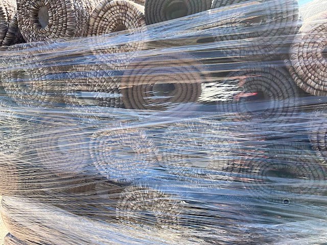 Palletdeal diverse kleuren vloerkleden 150 x 100 cm - afbeelding 10 van  12