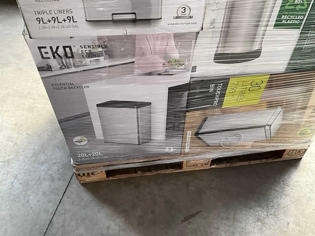 Palletdeal diverse prullenbakken van o.a eko en curver & pakketbrievenbus - afbeelding 4 van  13