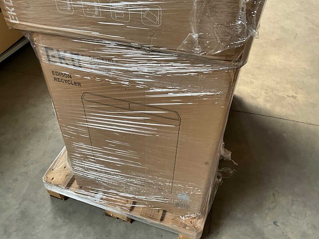 Palletdeal diverse prullenbakken van o.a eko/v-part - afbeelding 5 van  6