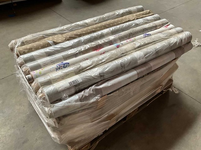 Palletdeal diverse rollen tafelzeil 140cm breed - afbeelding 2 van  3