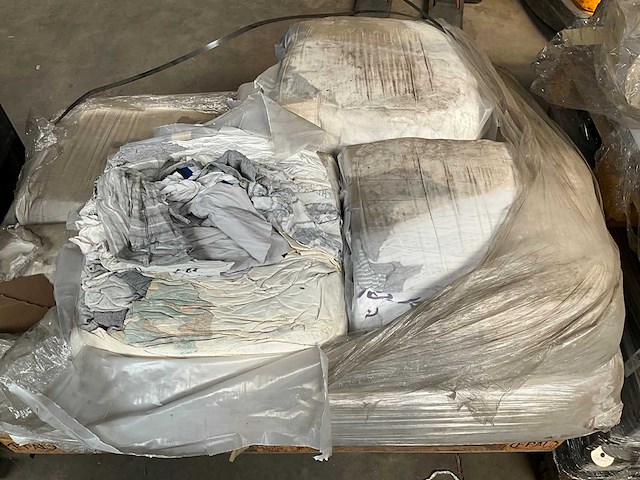 Palletdeal poetslappen 9 x 10 kilo pack - afbeelding 4 van  5