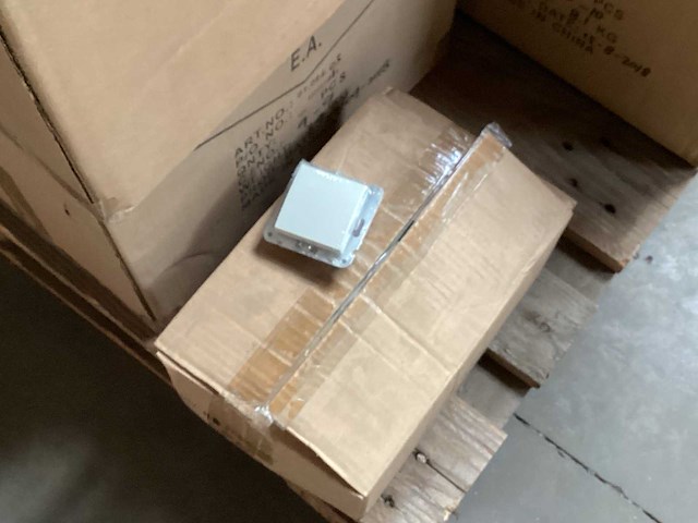Palletdeal schakelmateriaal (548x) - afbeelding 4 van  4