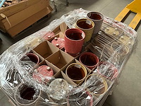 Palletdeal stenen bloempotten ?13 x 14 cm hoog (230x) - afbeelding 3 van  3
