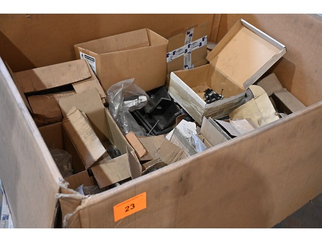 Palletdoos bevestigingsmaterialen - afbeelding 1 van  2