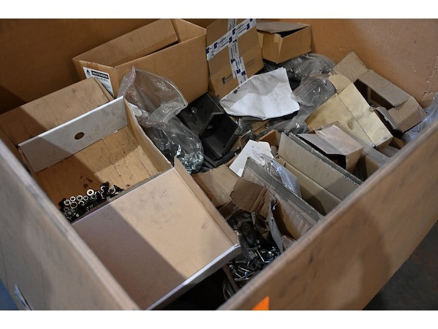 Palletdoos bevestigingsmaterialen - afbeelding 2 van  2
