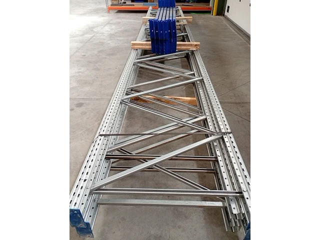 Palletrek 3 ladders 7100mm - 12 liggers 2050mm - afbeelding 1 van  2