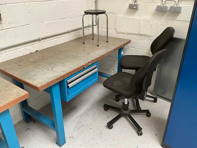 Palletstelling + divers werkplaatsmeubilair - afbeelding 4 van  19