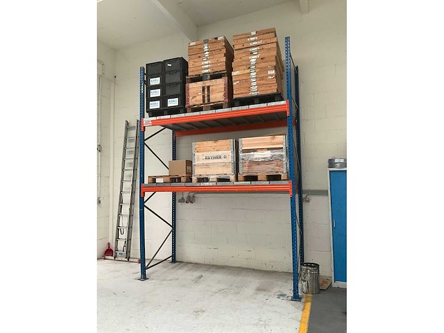 Palletstelling + divers werkplaatsmeubilair - afbeelding 13 van  19