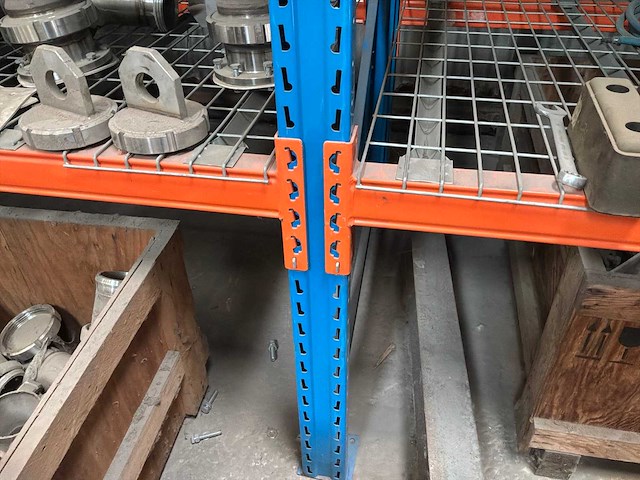 Palletstelling met inhoud - afbeelding 3 van  9
