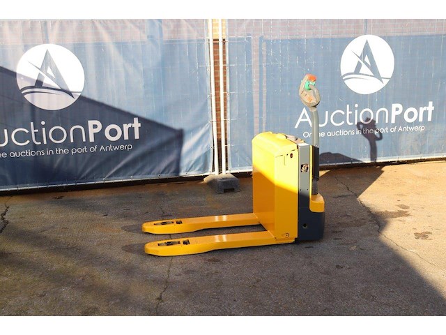 Pallettruck jungheinrich elektrisch - afbeelding 1 van  1