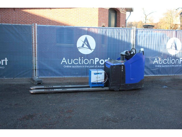 Pallettruck toyota lpe220 elektrisch 2200kg 2018 - afbeelding 1 van  1