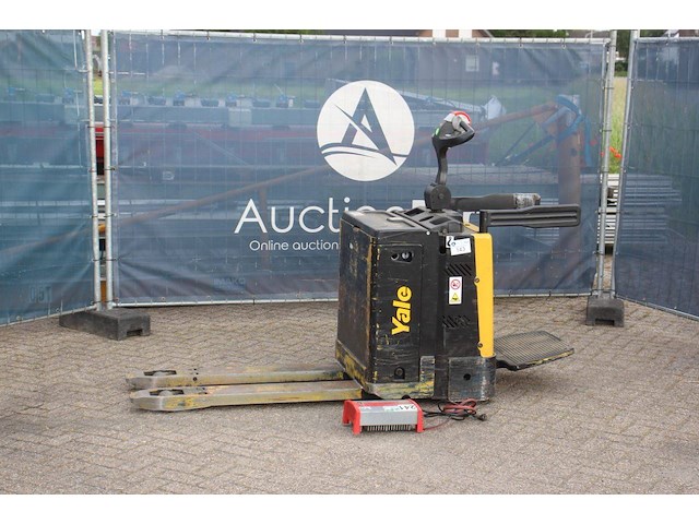 Pallettruck yale mp20x fbw elektrisch 2000kg - afbeelding 1 van  1