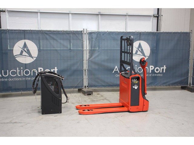 Palletwagen fenwick 16 elektrisch 1600kg - afbeelding 1 van  1
