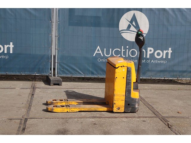 Palletwagen jungheinrich eje116 elektrisch 1600kg 2013 - afbeelding 1 van  1