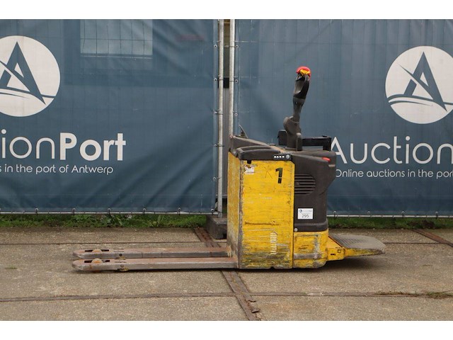 Palletwagen komatsu mwp20f 1r elektrisch 2000kg 2006 - afbeelding 1 van  1