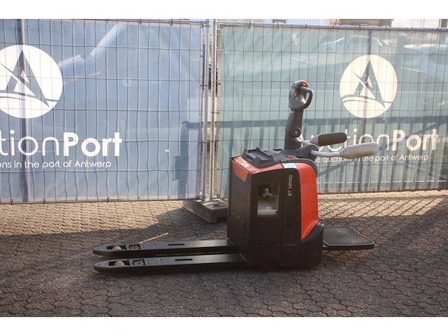 Palletwagen toyota lpe200 elektrisch 2000kg 2020 - afbeelding 1 van  1